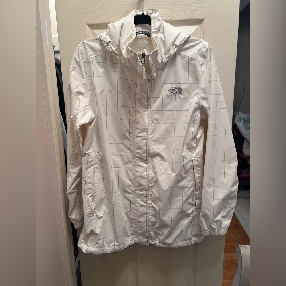 The North Face Ivory w/Black Grid Print Anorak Jacket w/Hood & Pockets. Size M